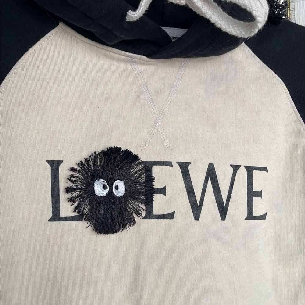 Loewe Studio Ghibli Spirited Away Soot Sprite Dust Bunny Hoodie 🖤 - Picture 4 of 14
